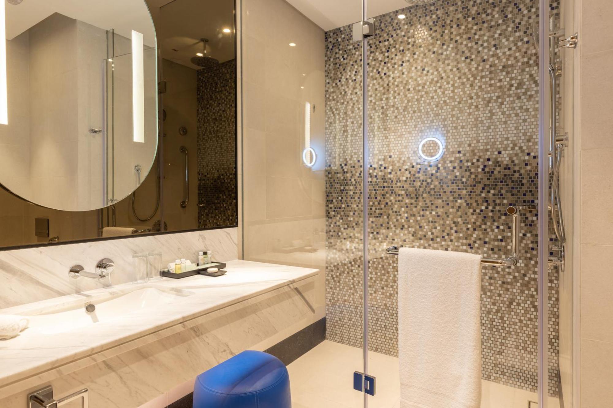 Hotel Embassy By Hilton Old Town Doha